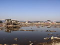 Fot. 1. Zniszczenia wywołane tsunami po trzęsieniu ziemi w 2011 roku w Natori w Japonii. Fot. ChiefHira, źródło: https://commons.wikimedia.org/wiki/File:Damage_of_Tsunami_in_Natori.JPEG?uselang=pl, dostęp: 14.05.2015